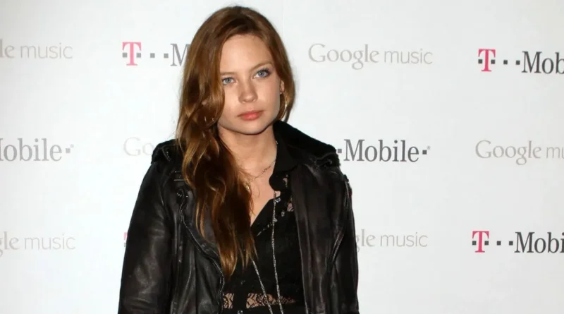 Tragedy Strikes Hollywood as Daveigh Chase Dies at 35 After Tragic Health Battle