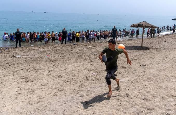 Spain Deports Thousands of Ceuta Migrants as Italy Tightens Borders Amid Growing Crisis